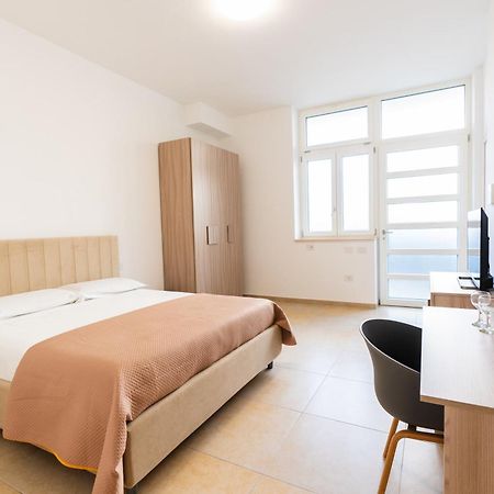 Porta 29 Rooms Trani Kültér fotó